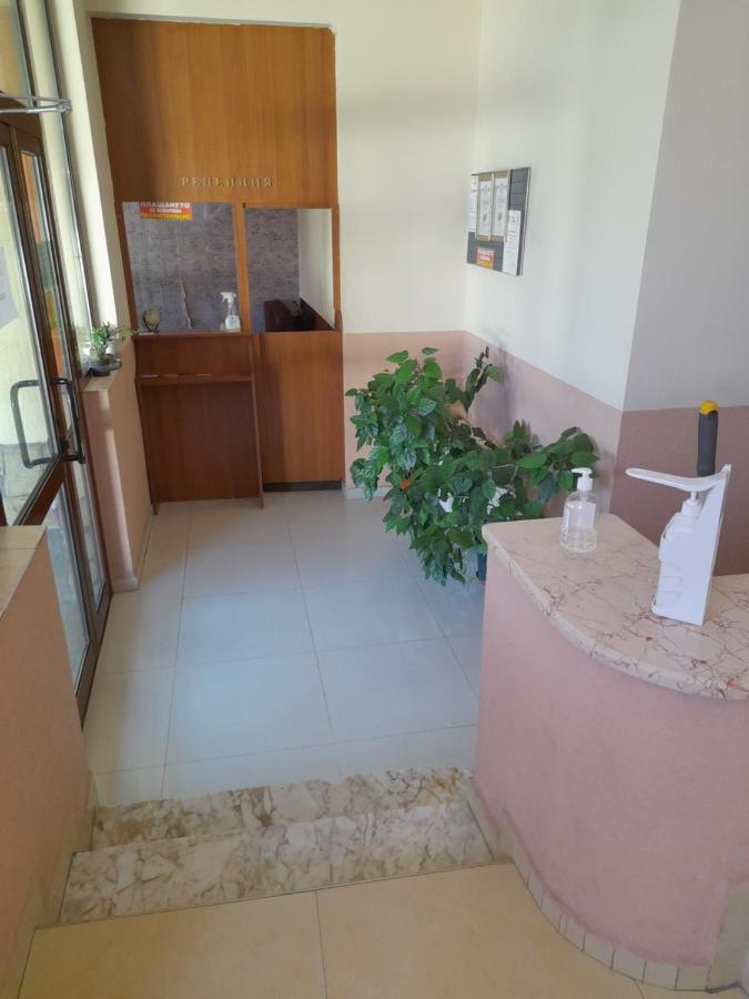 Fenerite Family Hotel 特尔戈维什特 外观 照片