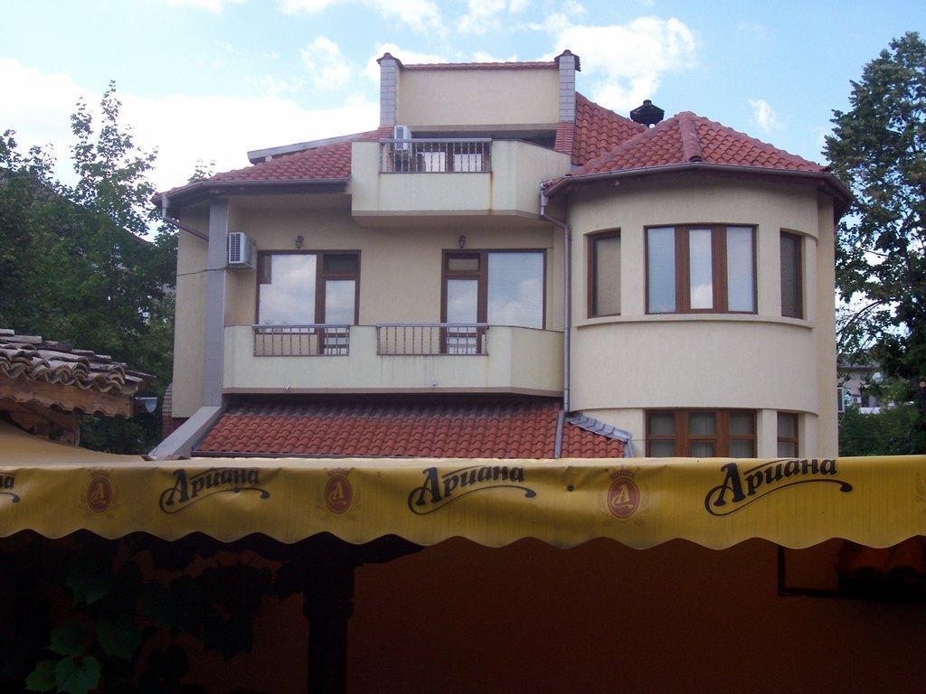 Fenerite Family Hotel 特尔戈维什特 外观 照片
