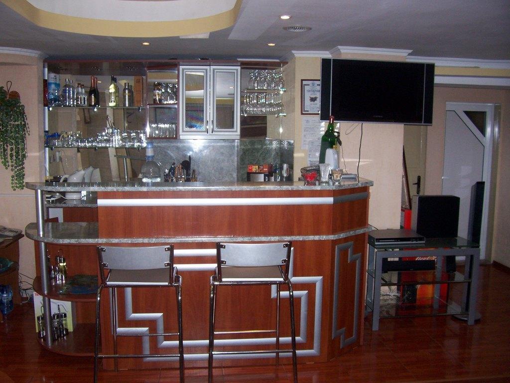Fenerite Family Hotel 特尔戈维什特 外观 照片