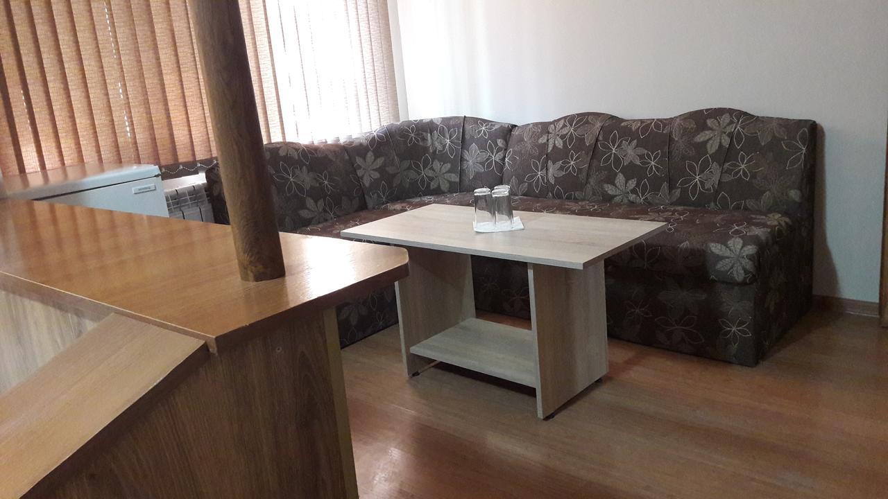 Fenerite Family Hotel 特尔戈维什特 外观 照片